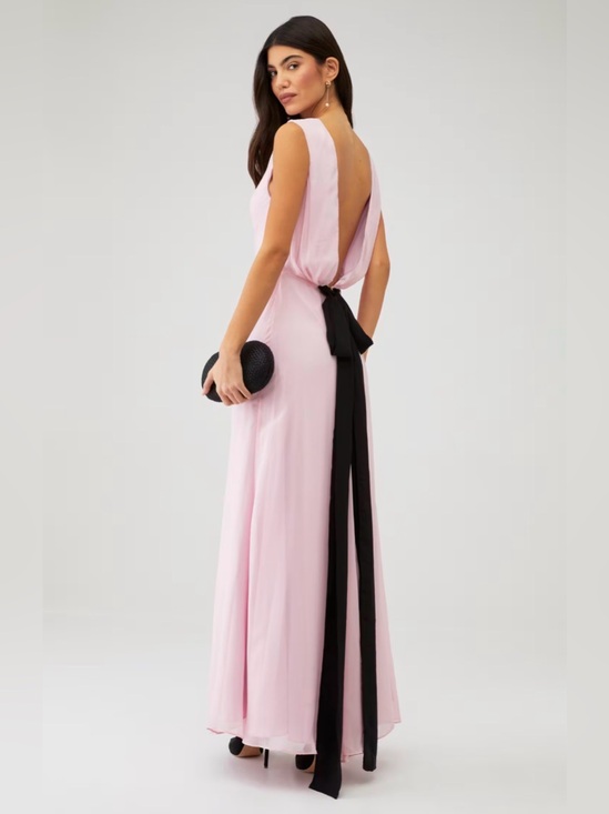 Être Aimé Dresses & Skirts - Être Aimé Women’s Daphne Gown in Pink & Black Size Large